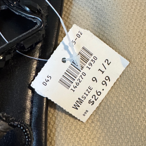 Montego Bay Club Glossy Black Sandals - Picture 3 of 4